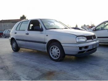 dezmembrez-Volkswagen-Golf-III-avariat-12817.htm imagine dezmembrez-Volkswagen-Golf-III-avariat-12817.htm