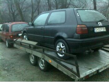 imagine dezmembrez-Volkswagen-Golf-III-avariat-16917.htm