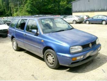 imagine dezmembrez-Volkswagen-Golf-III-avariat-2064.htm