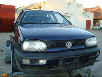 imagine dezmembrez-Volkswagen-Golf-III-avariat-21853.htm