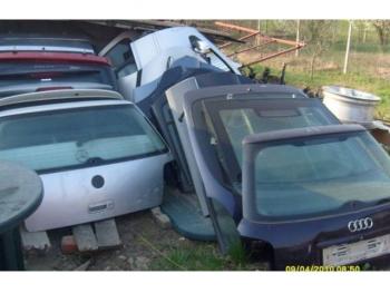 imagine dezmembrez-Volkswagen-Golf-IV-avariat-11258.htm