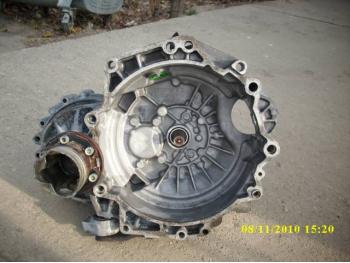 imagine dezmembrez-Volkswagen-Golf-IV-avariat-12546.htm