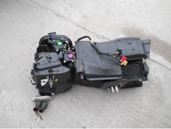 dezmembrez-Volkswagen-Golf-IV-avariat-16274.htm imagine dezmembrez-Volkswagen-Golf-IV-avariat-16274.htm