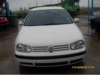 imagine dezmembrez-Volkswagen-Golf-IV-avariat-20539.htm