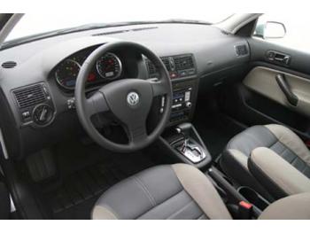 dezmembrez-Volkswagen-Golf-IV-avariat-21822.htm imagine dezmembrez-Volkswagen-Golf-IV-avariat-21822.htm