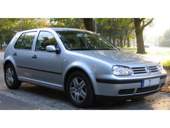 imagine dezmembrez-Volkswagen-Golf-IV-avariat-21898.htm