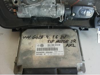 dezmembrez-Volkswagen-Golf-IV-avariat-28267.htm imagine dezmembrez-Volkswagen-Golf-IV-avariat-28267.htm