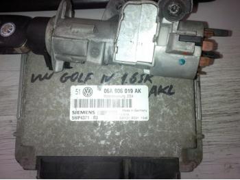 dezmembrez-Volkswagen-Golf-IV-avariat-28269.htm imagine dezmembrez-Volkswagen-Golf-IV-avariat-28269.htm