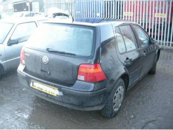 dezmembrez-Volkswagen-Golf-IV-avariat-987.htm imagine dezmembrez-Volkswagen-Golf-IV-avariat-987.htm