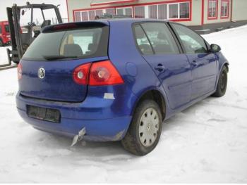 imagine dezmembrez-Volkswagen-Golf-V-avariat-14336.htm