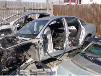 dezmembrez-Volkswagen-Golf-V-avariat-3793.htm imagine dezmembrez-Volkswagen-Golf-V-avariat-3793.htm