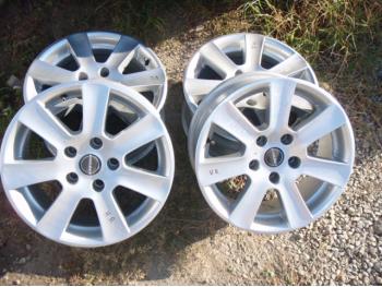 dezmembrez-Volkswagen-Golf-avariat-15744.htm imagine dezmembrez-Volkswagen-Golf-avariat-15744.htm