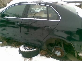 imagine dezmembrez-Volkswagen-Jetta-II-avariat-13994.htm