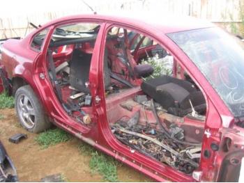 imagine dezmembrez-Volkswagen-Passat-avariat-1427.htm