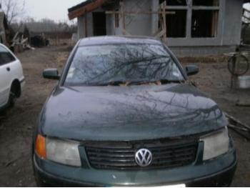 imagine dezmembrez-Volkswagen-Passat-avariat-16113.htm