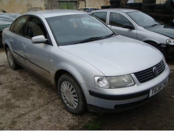 imagine dezmembrez-Volkswagen-Passat-avariat-1821.htm