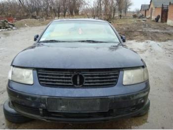 imagine dezmembrez-Volkswagen-Passat-avariat-20373.htm