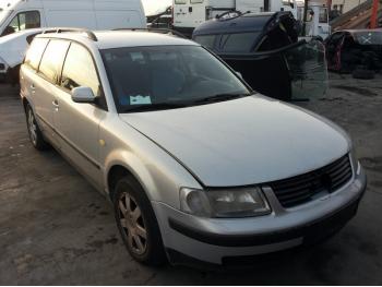imagine dezmembrez-Volkswagen-Passat-avariat-28059.htm