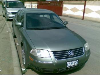 imagine dezmembrez-Volkswagen-Passat-avariat-4116.htm
