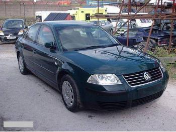imagine dezmembrez-Volkswagen-Passat-avariat-8736.htm