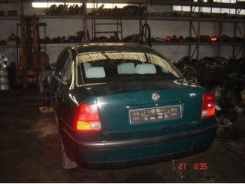 imagine dezmembrez-Volkswagen-Passat-avariat-8767.htm