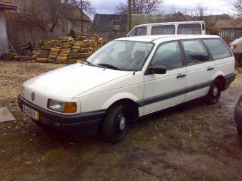 imagine dezmembrez-Volkswagen-Passat-avariat-9877.htm