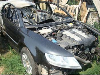 imagine dezmembrez-Volkswagen-Phaeton-avariat-2881.htm