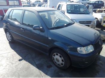 imagine dezmembrez-Volkswagen-Polo-avariat-28823.htm