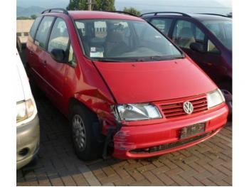 imagine dezmembrez-Volkswagen-Sharan-avariat-12082.htm