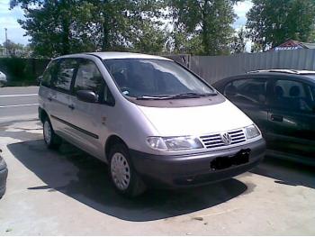 imagine dezmembrez-Volkswagen-Sharan-avariat-15361.htm