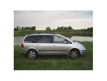 imagine dezmembrez-Volkswagen-Sharan-avariat-26707.htm