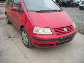 imagine dezmembrez-Volkswagen-Sharan-avariat-26777.htm