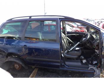dezmembrez-Volkswagen-Sharan-avariat-27435.htm imagine dezmembrez-Volkswagen-Sharan-avariat-27435.htm