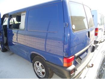 imagine dezmembrez-Volkswagen-T4-avariat-21679.htm