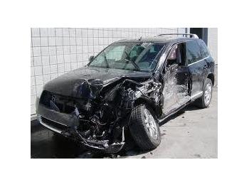 imagine dezmembrez-Volkswagen-Touareg-avariat-16314.htm