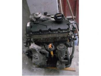 dezmembrez-Volkswagen-Touran-avariat-12239.htm imagine dezmembrez-Volkswagen-Touran-avariat-12239.htm