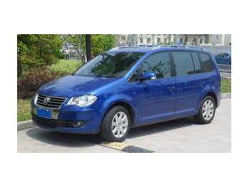 imagine dezmembrez-Volkswagen-Touran-avariat-26713.htm