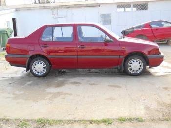 dezmembrez-Volkswagen-Vento-avariat-12762.htm imagine dezmembrez-Volkswagen-Vento-avariat-12762.htm