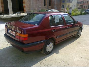 imagine dezmembrez-Volkswagen-Vento-avariat-15315.htm