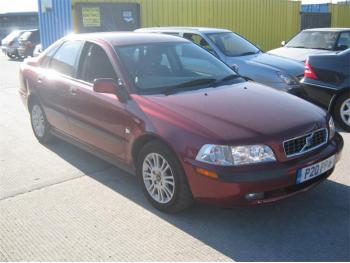 imagine dezmembrez-Volvo-S40-avariat-17708.htm