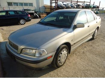 dezmembrez-Volvo-S40-avariat-18379.htm imagine dezmembrez-Volvo-S40-avariat-18379.htm