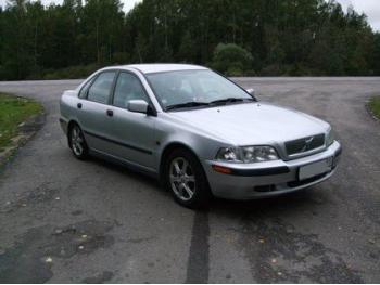 dezmembrez-Volvo-S40-avariat-25869.htm imagine dezmembrez-Volvo-S40-avariat-25869.htm
