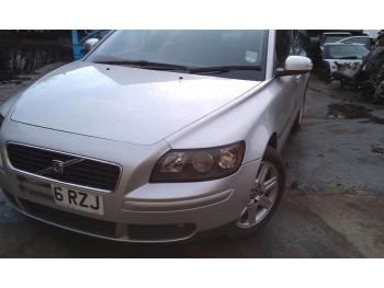 imagine dezmembrez-Volvo-S40-avariat-26968.htm