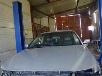 imagine dezmembrez-Volvo-S60-avariat-28856.htm