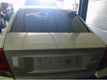 imagine dezmembrez-Volvo-S60-avariat-28863.htm