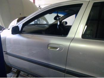 imagine dezmembrez-Volvo-S60-avariat-28867.htm