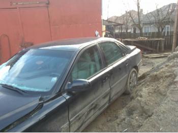 imagine dezmembrez-Volvo-S80-avariat-13769.htm