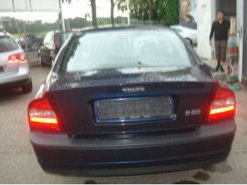 imagine dezmembrez-Volvo-S80-avariat-2774.htm