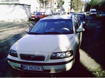 imagine dezmembrez-Volvo-V70-avariat-2701.htm