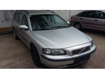 imagine dezmembrez-Volvo-V70-avariat-27232.htm